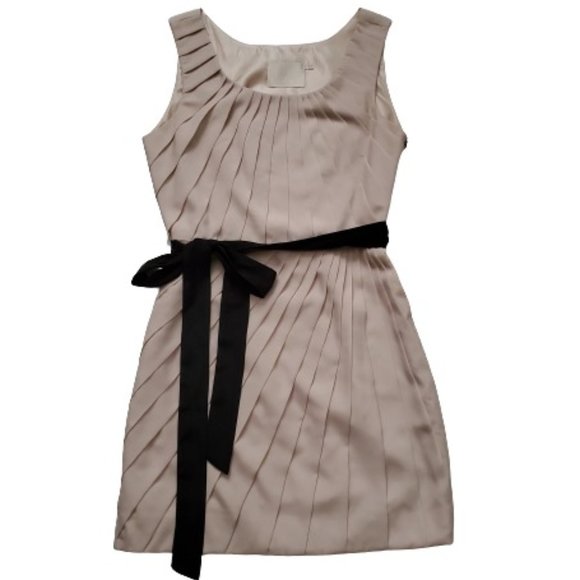 Lush Dresses & Skirts - Lush Women's Shuttered Tuck With Black Sash Belt Cream Dress Size Medium